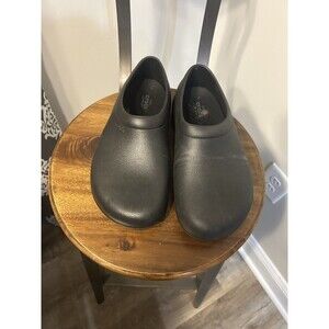 Crocs Dual Comfort Lock Slip On Slip Resistant Clog Black Women 10 Men 8 Unisex